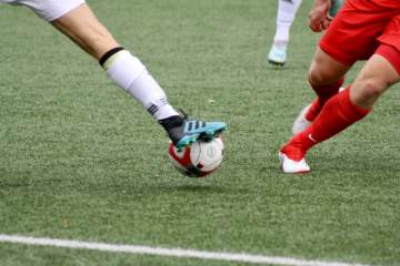 改期！只剩曼联和利物浦两场未定，其中一场英超提前开赛（配图示意）